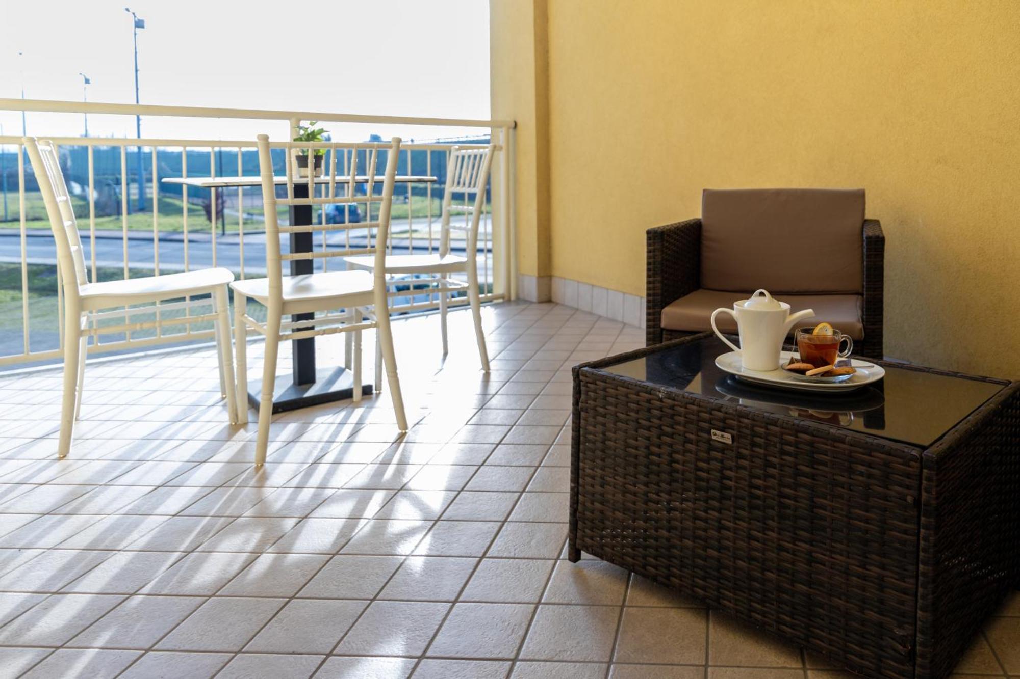 Hotel Giallo Noceto Exterior foto